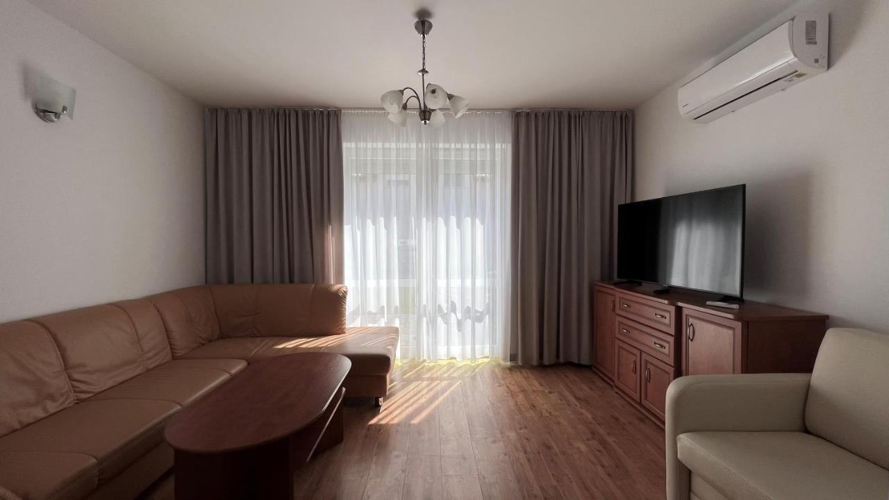 Villa Gravaldi Rowy  Exteriör bild