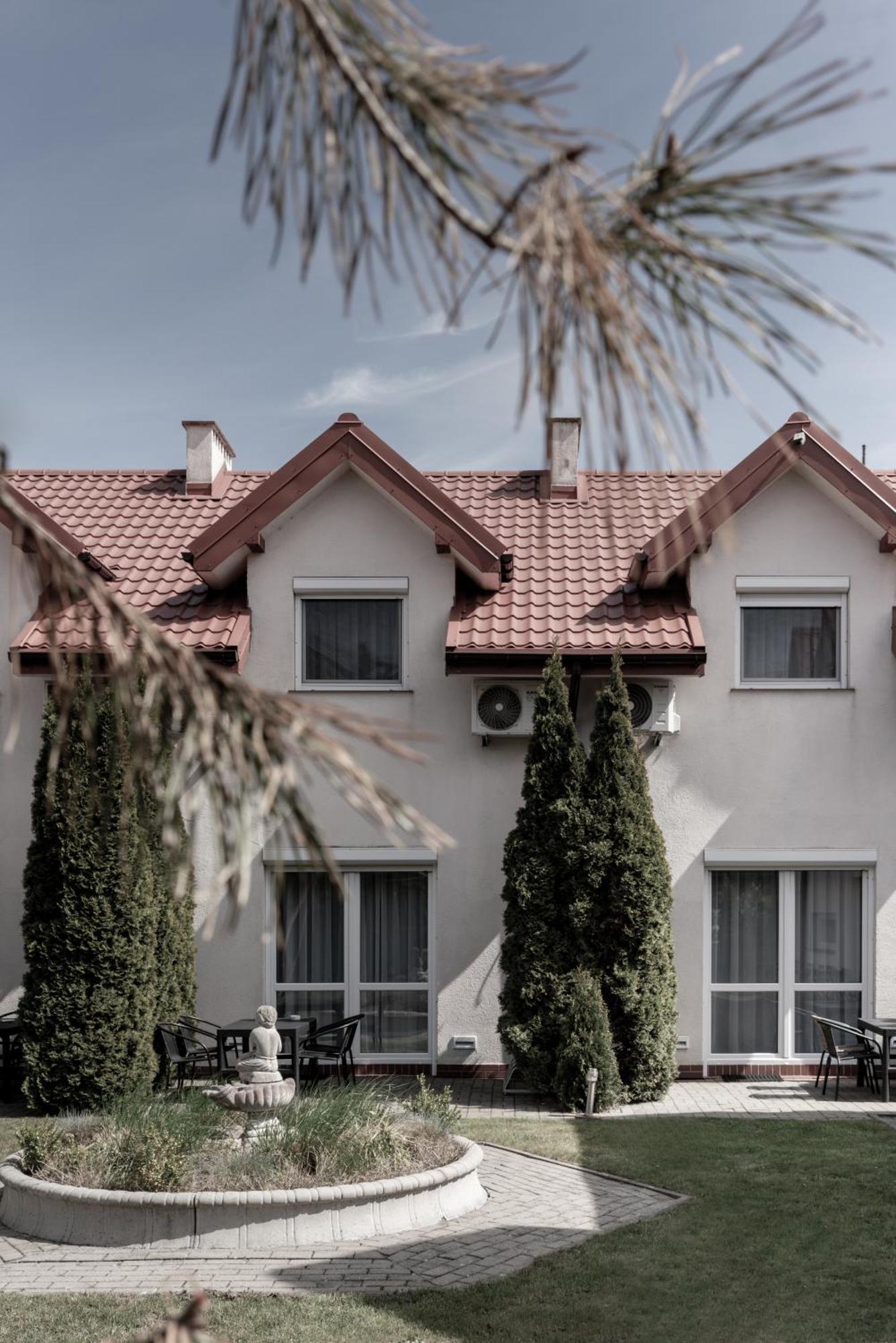 Villa Gravaldi Rowy  Exteriör bild