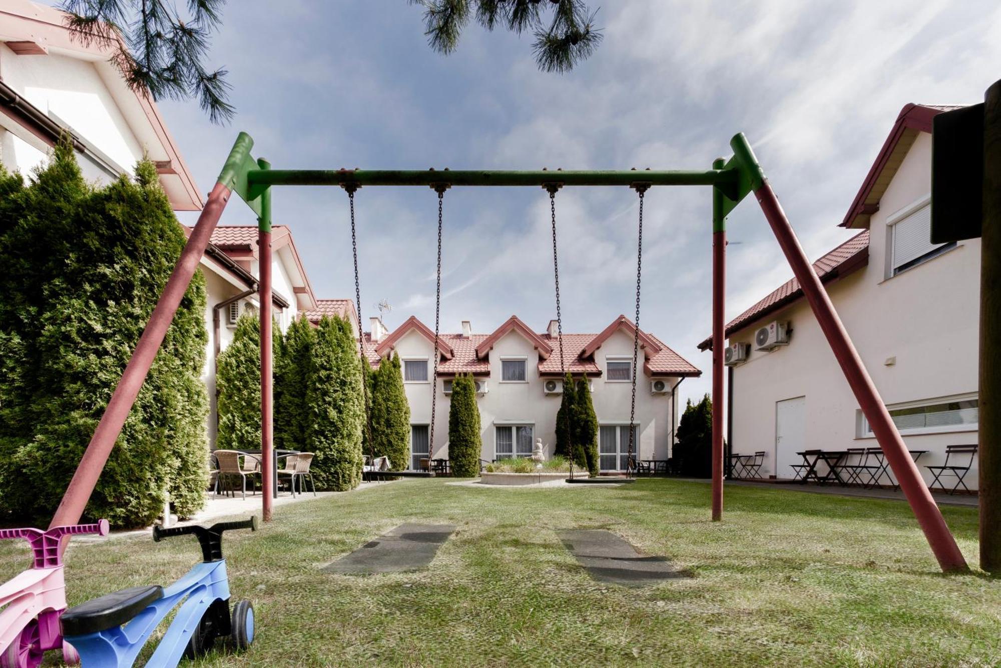 Villa Gravaldi Rowy  Exteriör bild