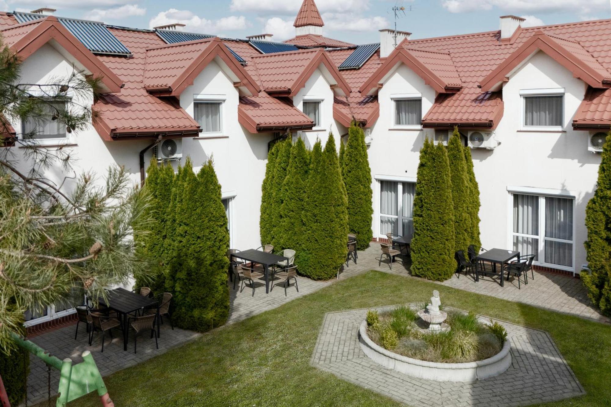 Villa Gravaldi Rowy  Exteriör bild