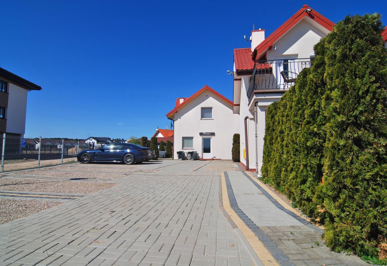 Villa Gravaldi Rowy  Exteriör bild